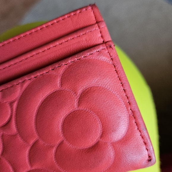 CHANEL Goatskin Camellia Embossed Card Holder Magenta Coral Pink - Picture 14 of 16